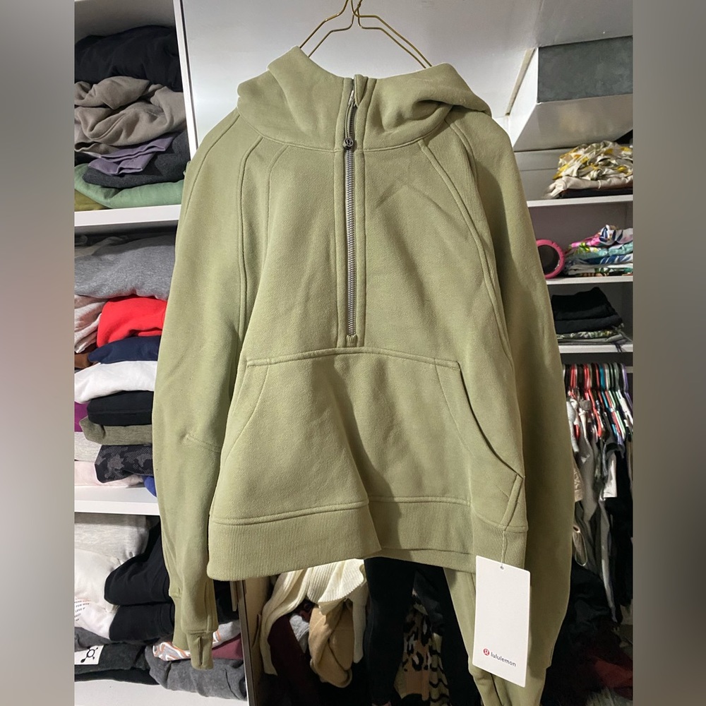Nwt Lululemon scuba hoodie